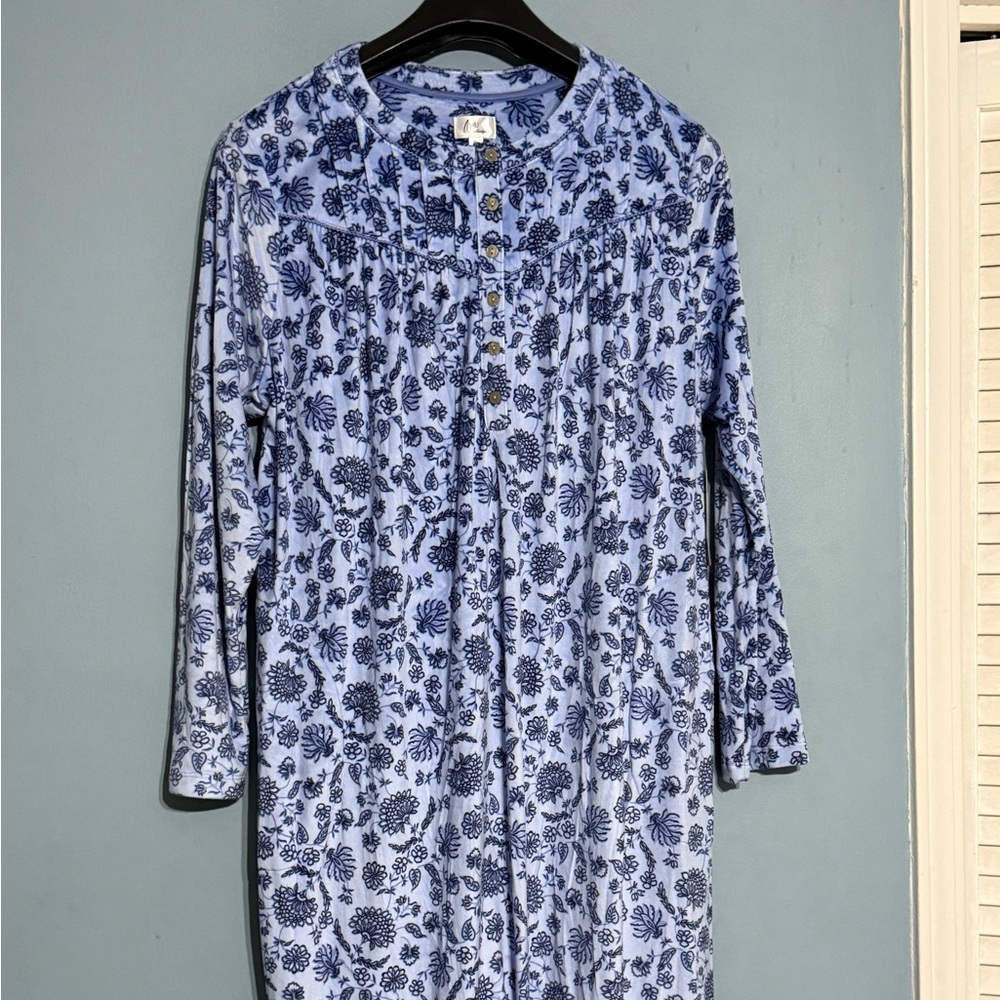 SELLING ARIA NIGHTGOWN SIZE XL For WOMEN FLORAL COLOR NWT 3/4 SLEEVE